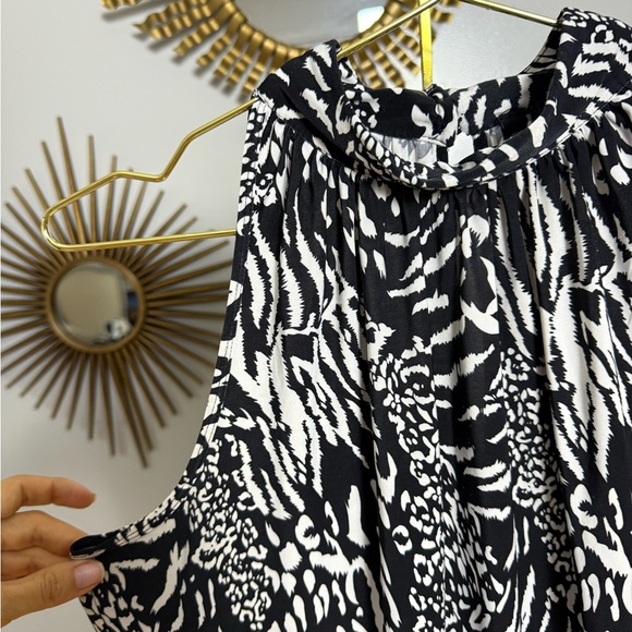 Milano - Black and White Animal Print Top - Picture 3 of 6